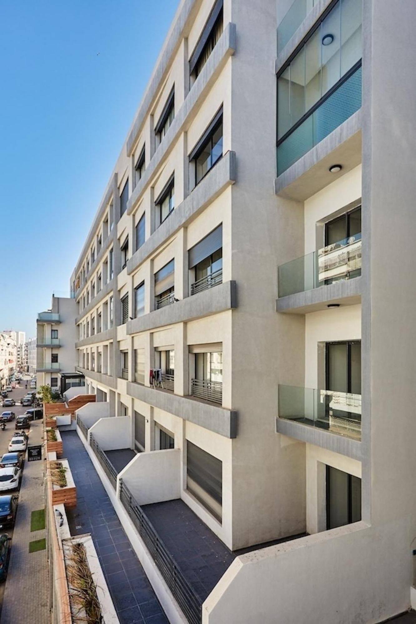 Your Home Away From Home 2 Bed Flat With Parking Казабланка Екстериор снимка