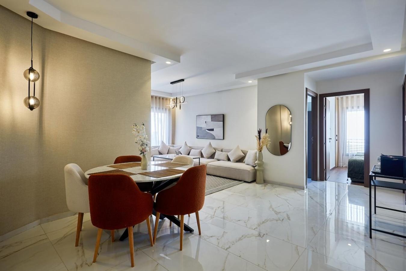 Your Home Away From Home 2 Bed Flat With Parking Казабланка Екстериор снимка